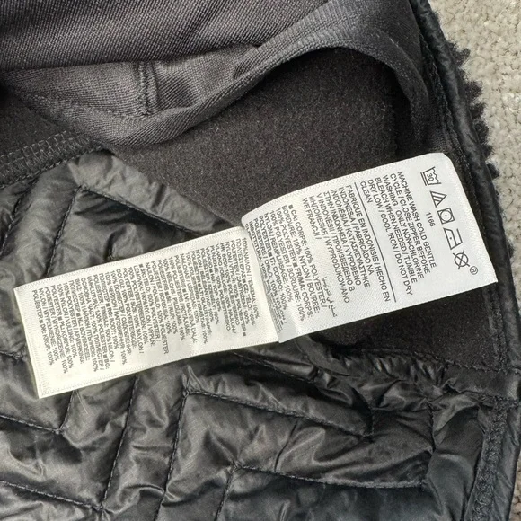 NWOT Athleta Warm Cozy Sherpa Quarter Snap Sweatshirt Pullover Black with Quilt - Picture 14 of 16